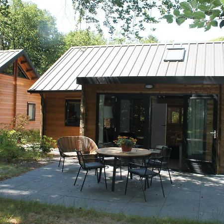 Cosy Wooden House Amid Woods In Soesterberg Утрехт Екстериор снимка